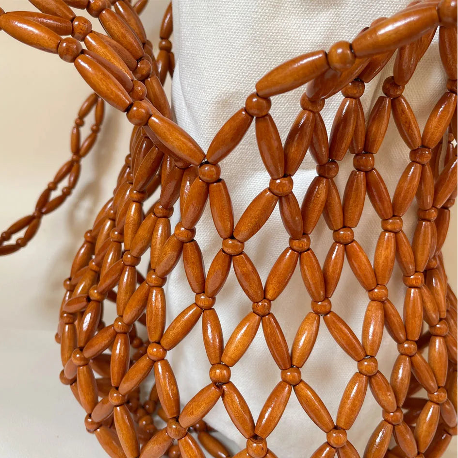 Bolso Red Tejida con Cuentas de Madera — imagen 4