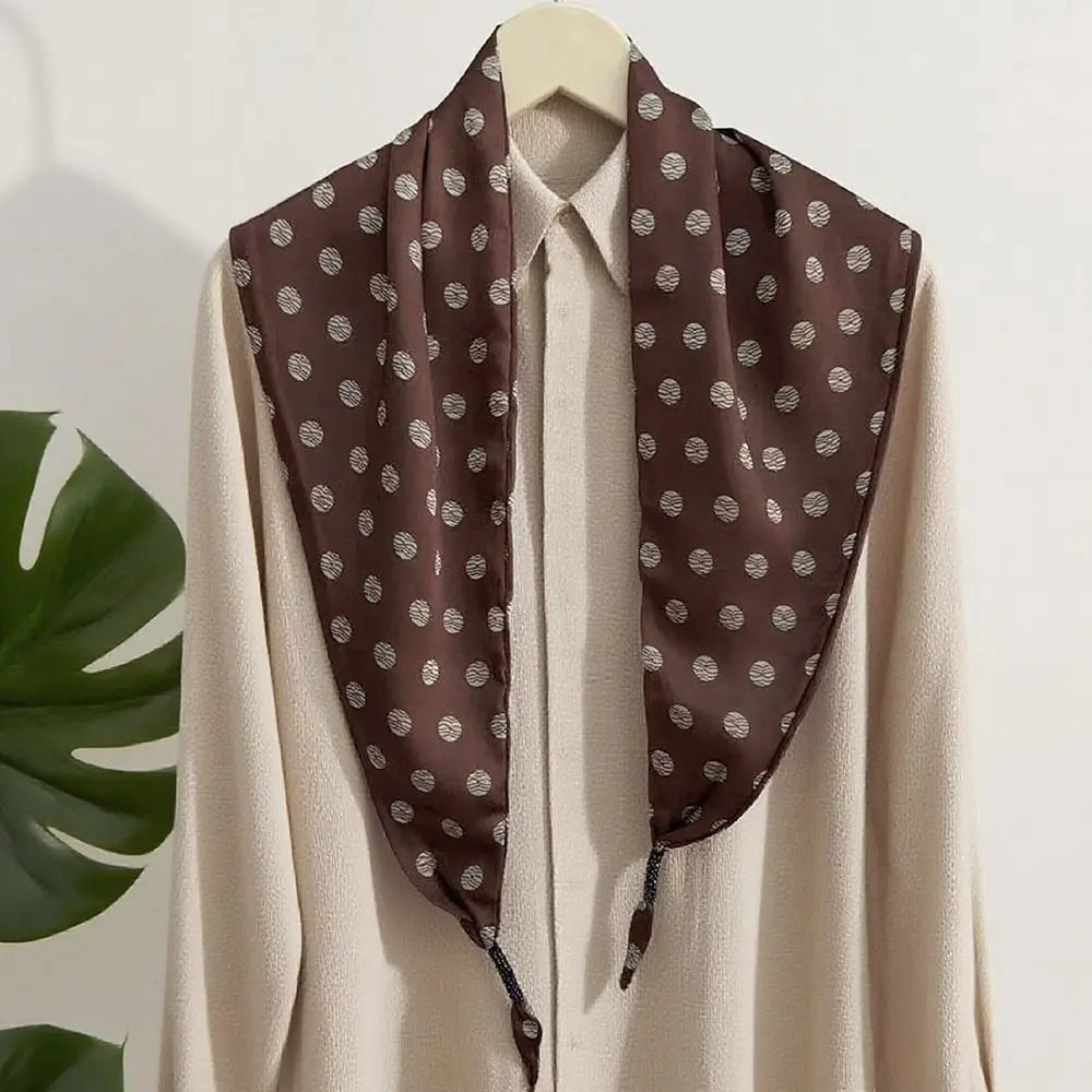 Pañuelo Triángulo Estampado — imagen 8